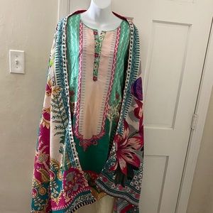 Pakistani dress new size medium
